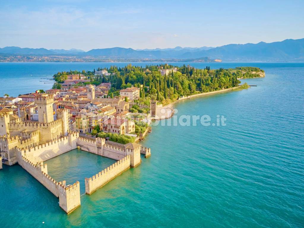 SIRMIONE