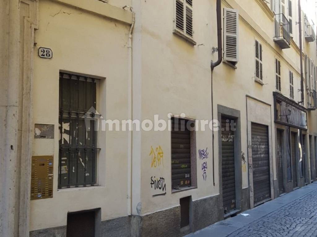 Locale commerciale via Giuseppe Barbaroux 28, Torino, rif. 101931832 Immobiliare.it
