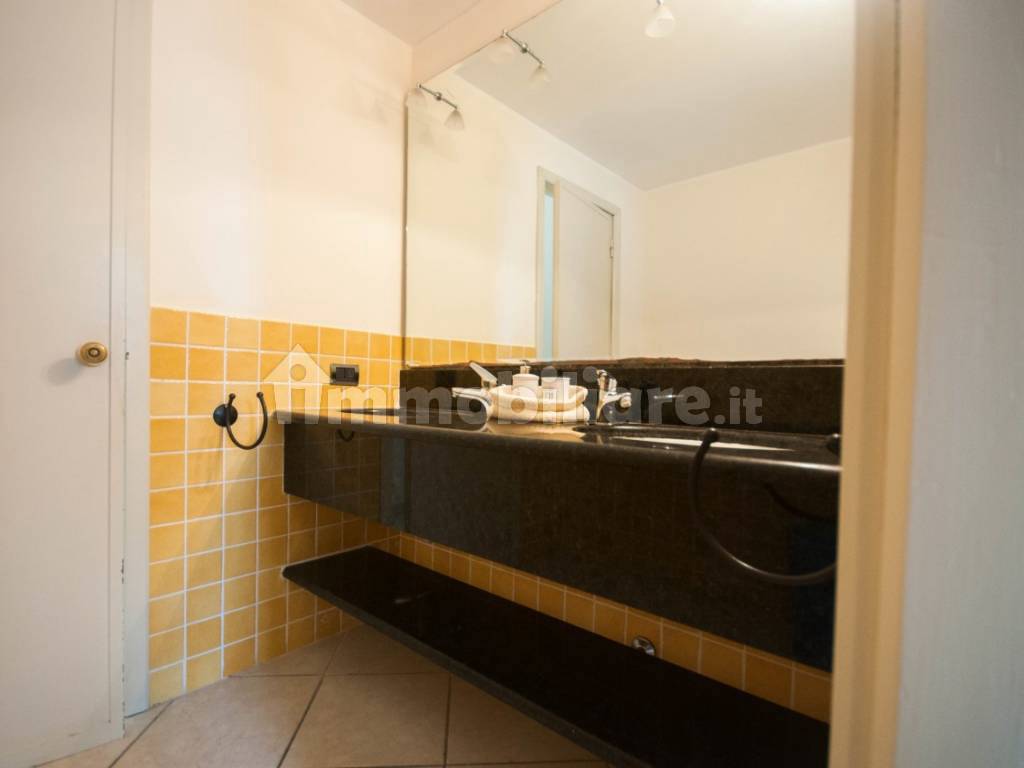 BAGNO B  (4)