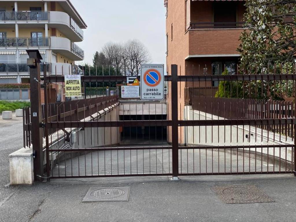 Garage - box via francesco petrarca 102, venaria reale