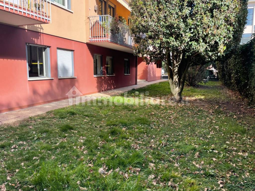 Vendita Appartamento Bassano del Grappa. Bilocale in scalabrini. Buono