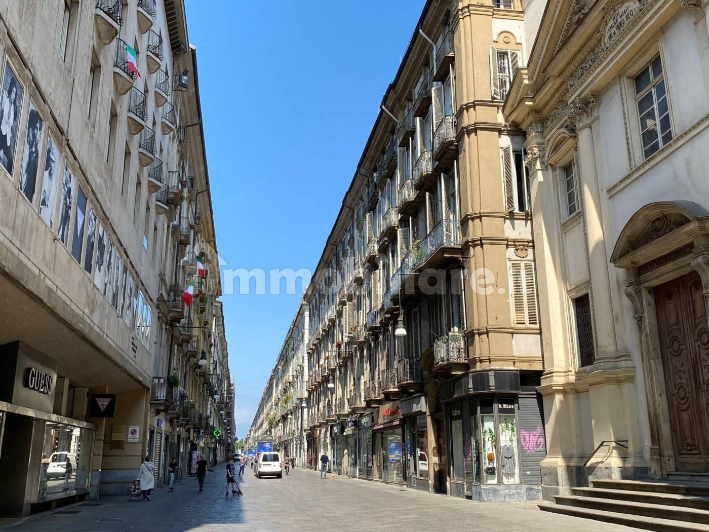 Locale commerciale via Giuseppe Garibaldi Torino Rif. 102008786 Immobiliare