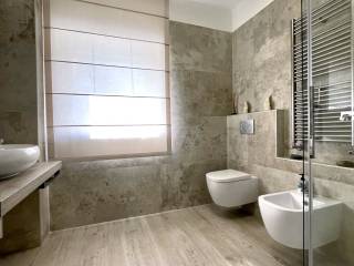 BAGNO PIANO TERRENO