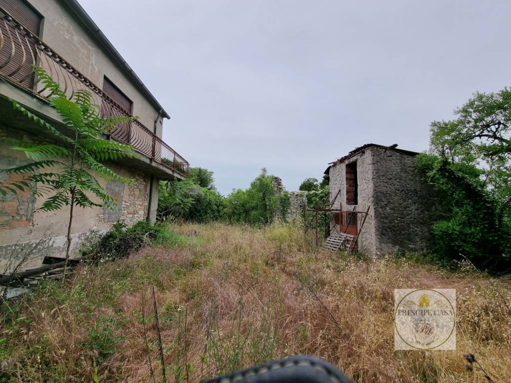 Arquà Petrarca - Rustico da ristrutturare