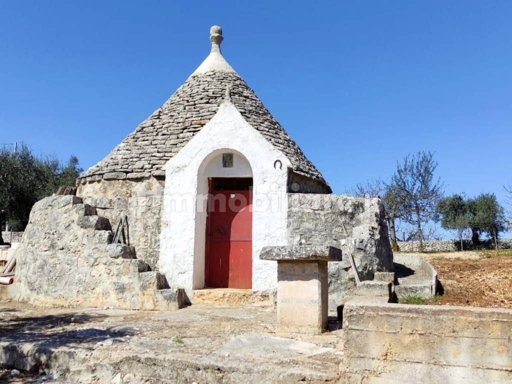 trullo-castellanatrullo-castellana