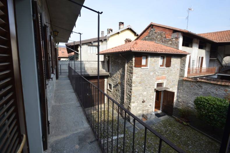 Balcone al primo piano