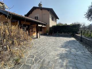 Lago Como Menaggio Casa con Terrazzo e Garage rid-2