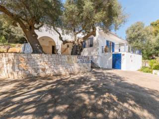 Villa con piscina Ostuni