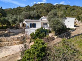 Villa con piscina Ostuni