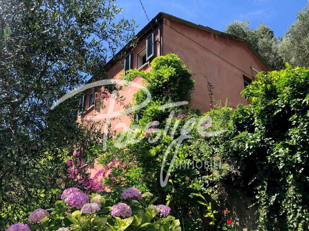 Villa unifamiliare via camillo benso di cavour, portovenere