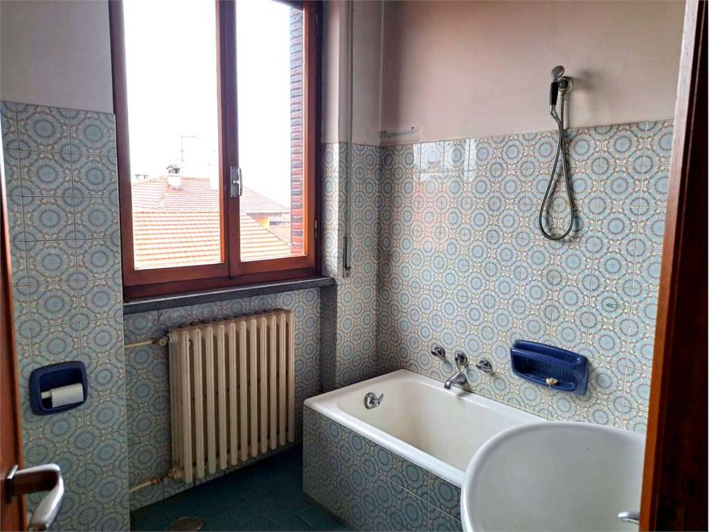 Bagno primo piano