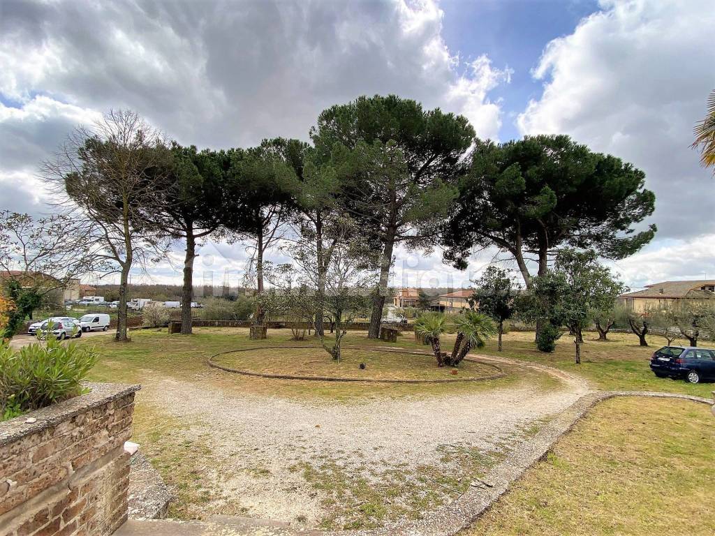 PARCO FRONTE VILLA