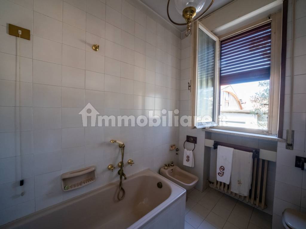 Bagno_I_6426ef26d7627.jpg