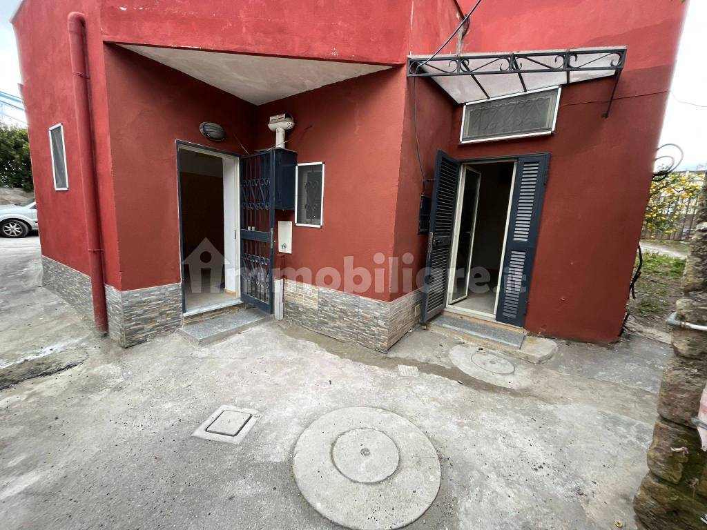 Affitto Appartamento Sant'Anastasia. Bilocale in via Zazzera.... Buono stato, piano terra, rif Affitto Appartamento Sant'Anastasia. Bilocale in via Zazzera.... Buono stato, piano terra, rif