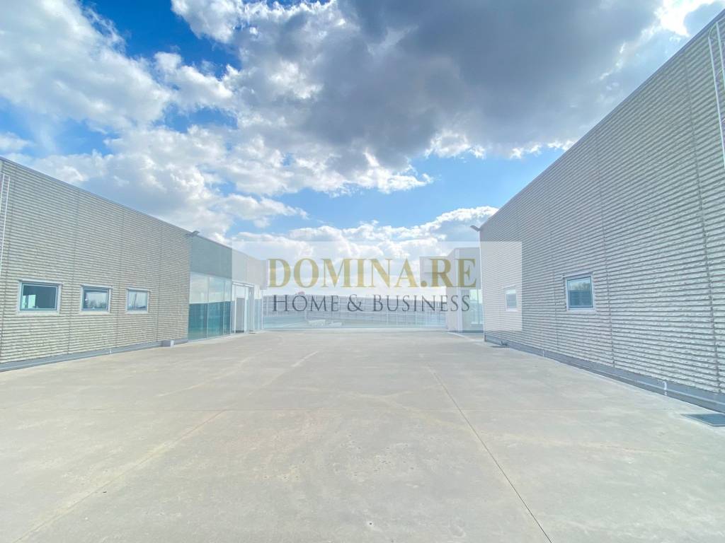 DOMINA.RE SPECIALIST CORPORATE LOCALE SU 2 LIVELLI CAMBIANO (36)