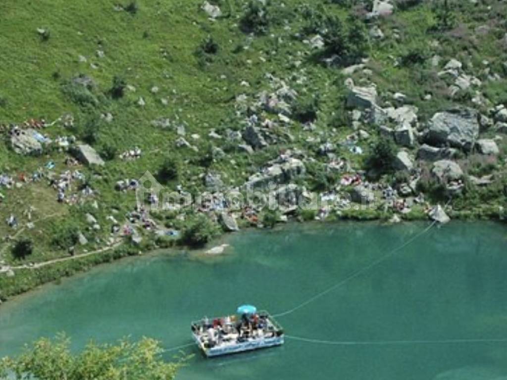 LAGO DI LIMONE 1