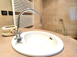 BAGNO PRIVATO 16