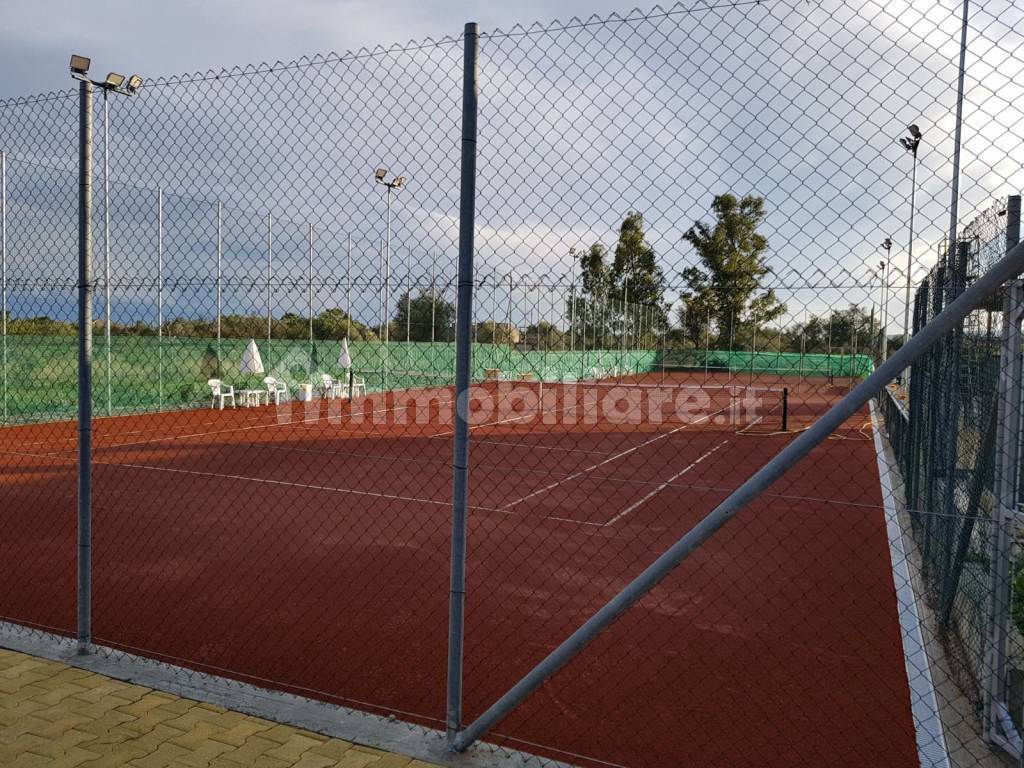 campo tennis terra battuta