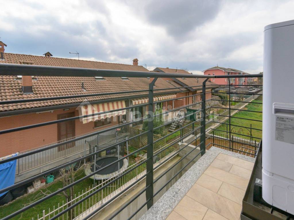 Balcone camera a piano