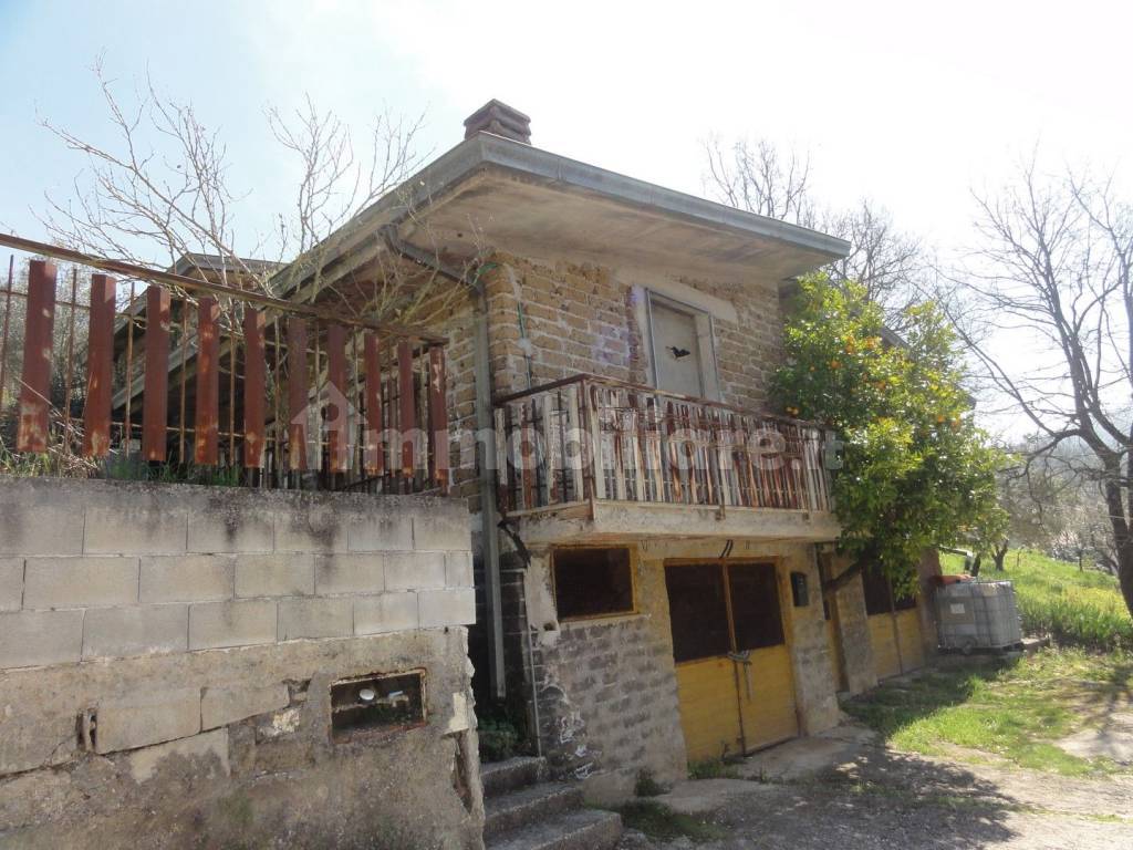 Villa unifamiliare via Monte San Marino, Alatri — foto 3