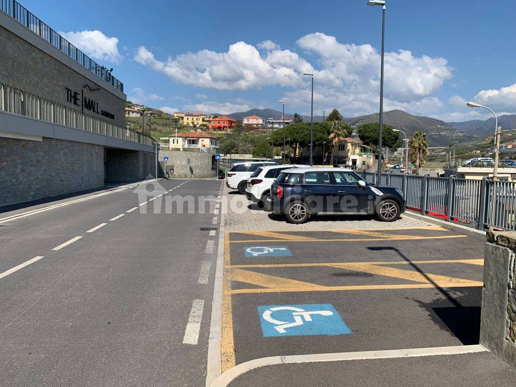 Parcheggi liberi