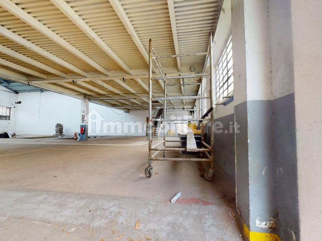Locale commerciale via Luigi Palma di Cesnola 86, Torino, Rif. 102466176 Immobiliare.it