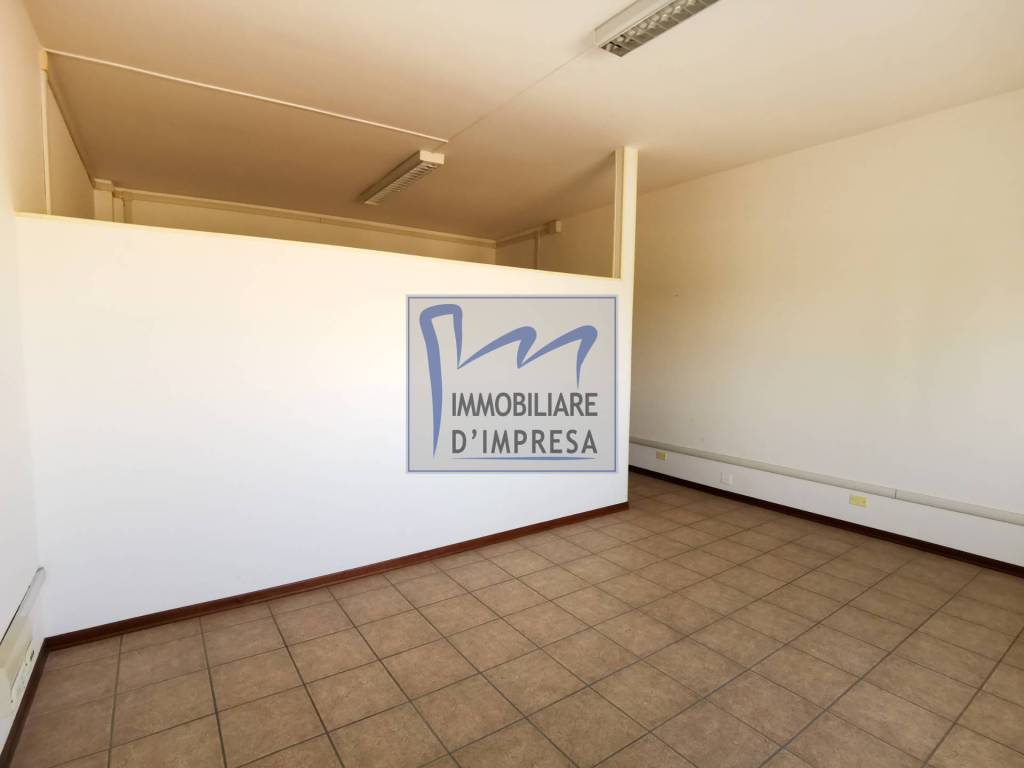 Ufficio - studio strada langhirano, campus - gaione, parma
