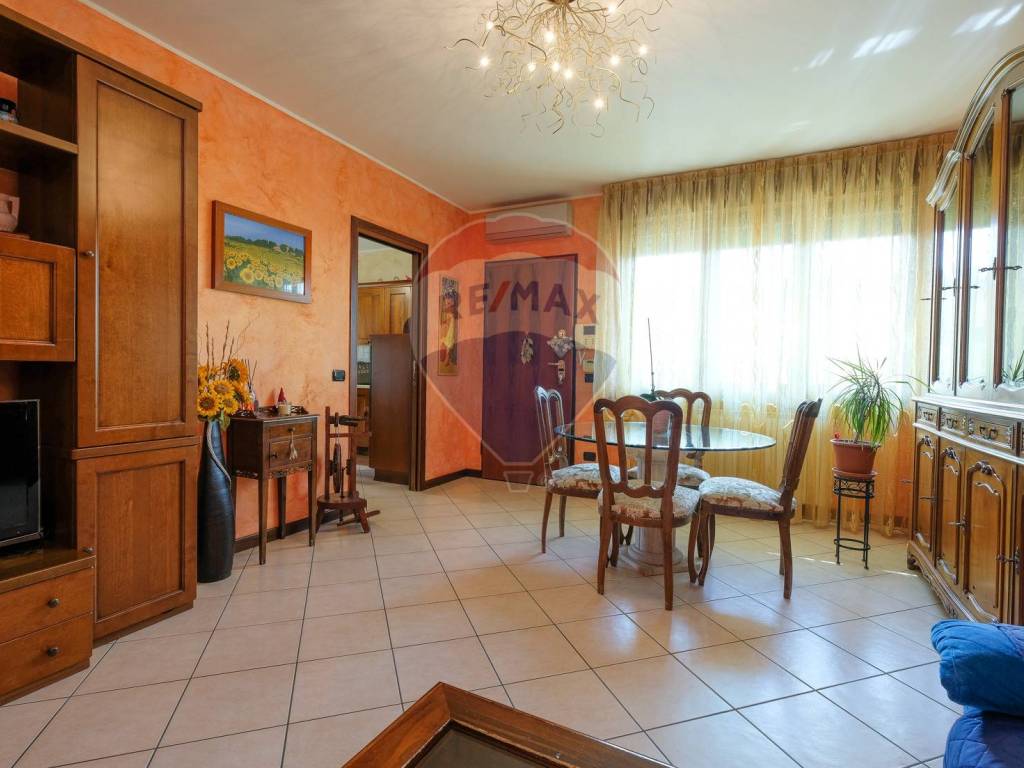 Vendita Appartamento Treviolo. Quadrilocale, Ottimo stato, piano terra ...