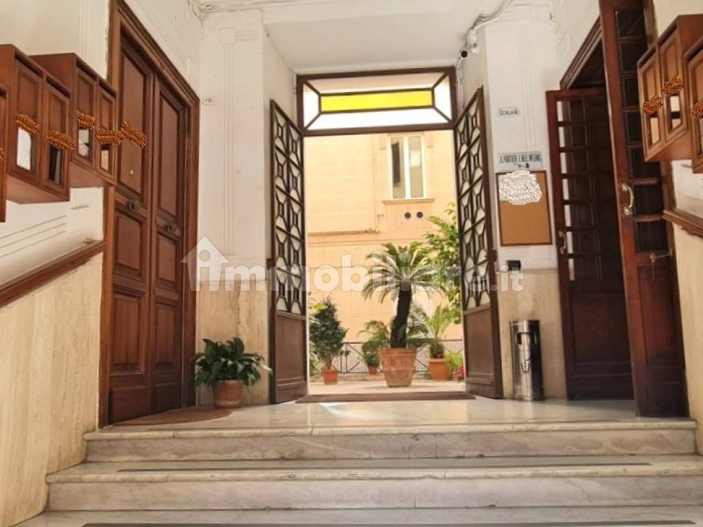 Vendita Appartamento in via Luca da Penne. Napoli. Ottimo stato, piano  rialzato, riscaldamento autonomo, rif. 102509766