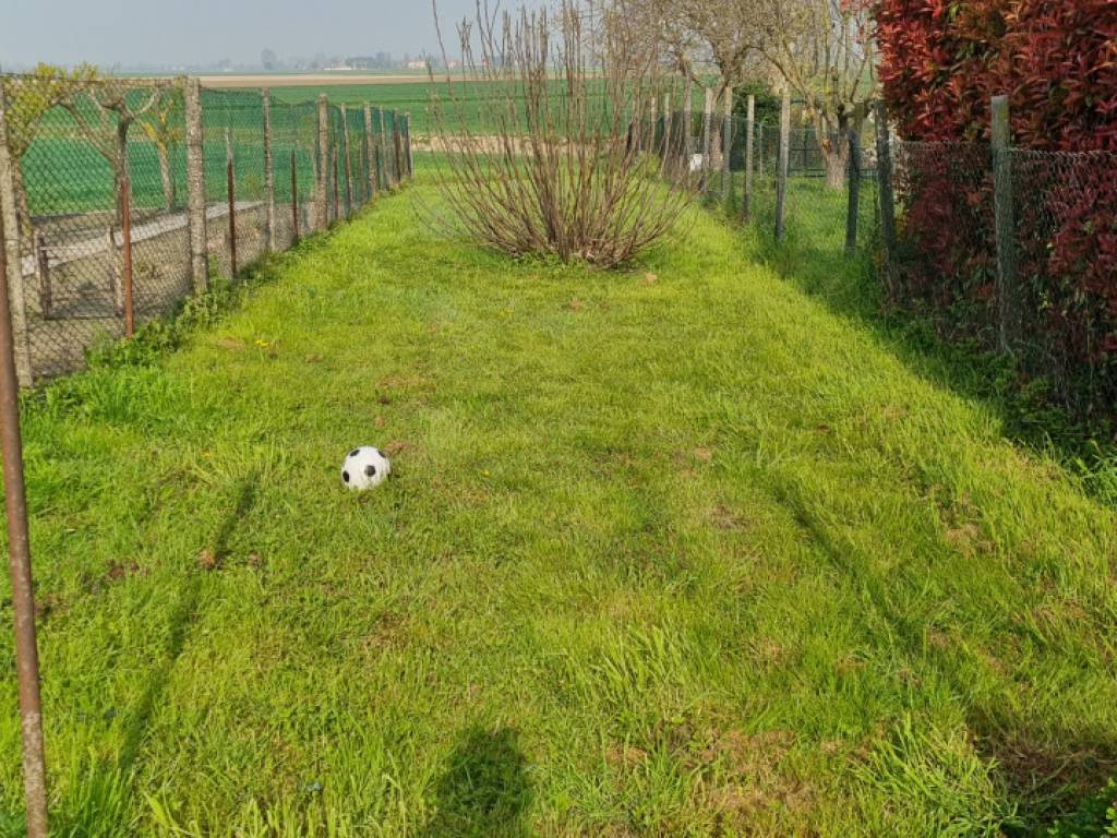 000__Vendesi-appartamento-con-giardino-a-Villa-Estense.jpg