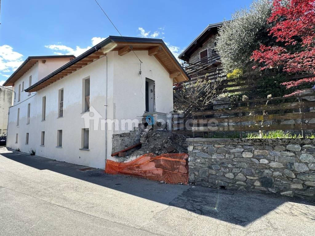 Appartamenti Gravedona ed Uniti Lago Como Rif.A037 -37_rid