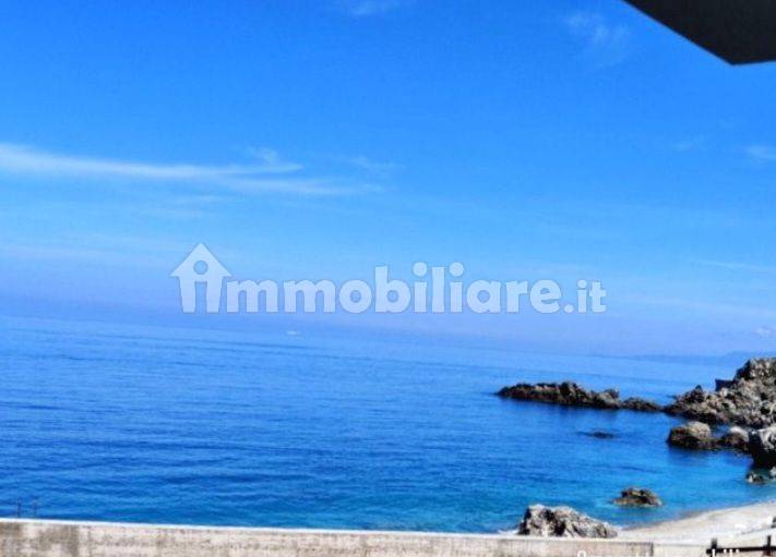 Vendita Appartamento Bagnara Calabra. Quadrilocale in viale delle Rimembranze. Nuovo, primo