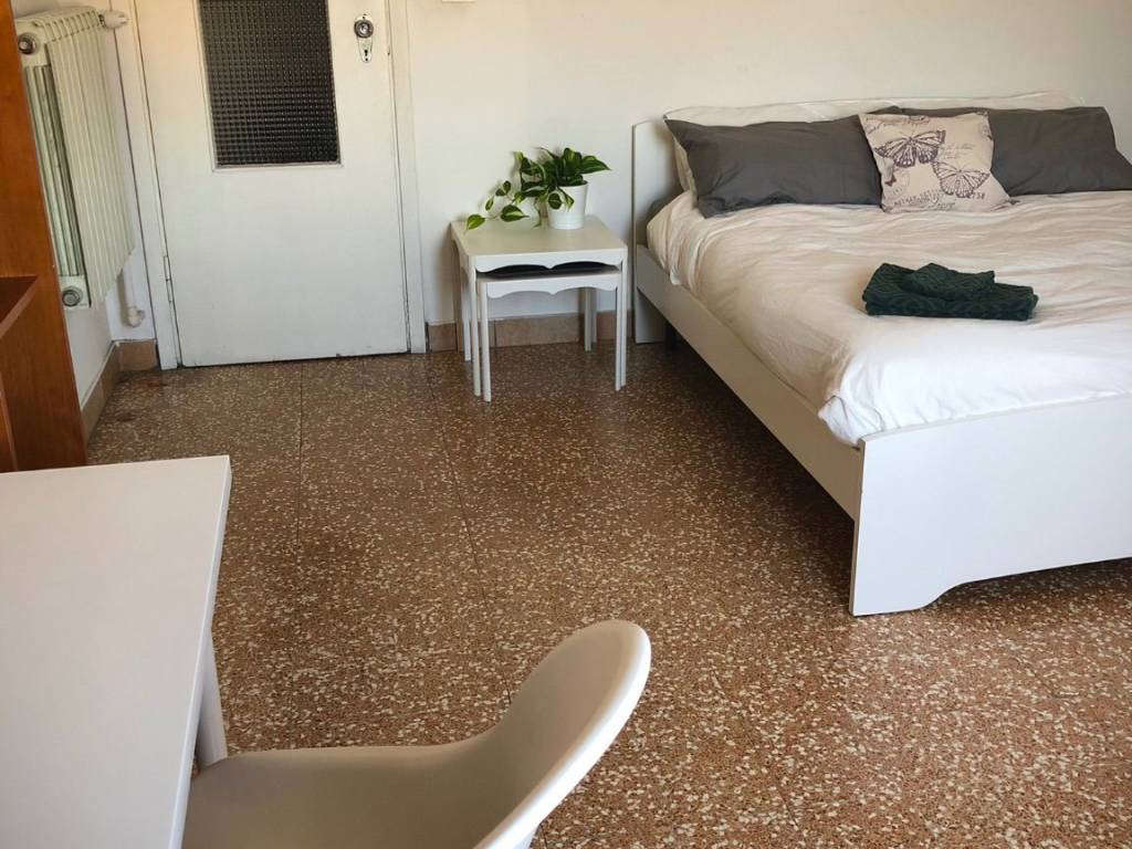 Stanza singola via pola interna 49, carpi