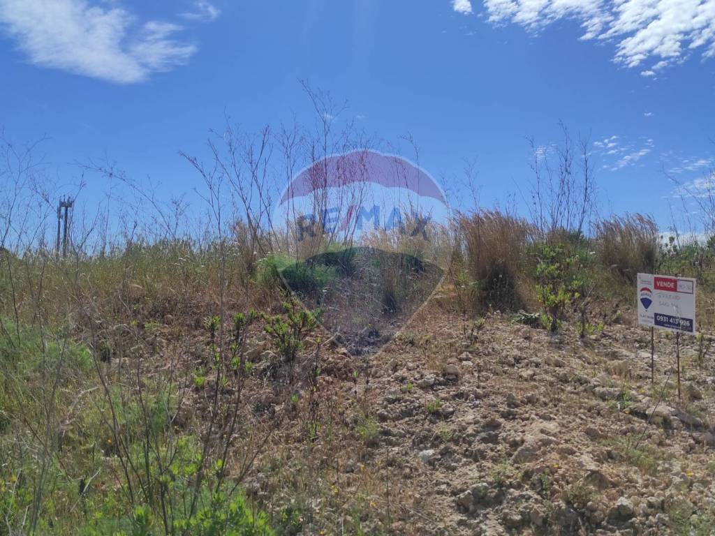 Terreno agricolo contrada reitani, noto