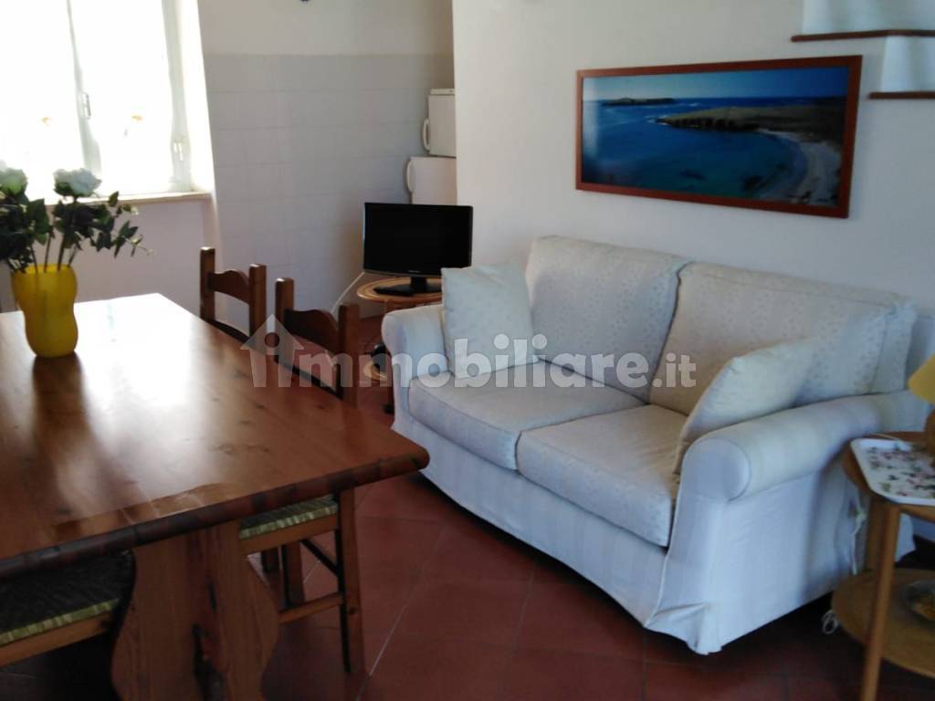 Vendita Villa bifamiliare in via Ovada 50 Casal Cermelli. Buono stato