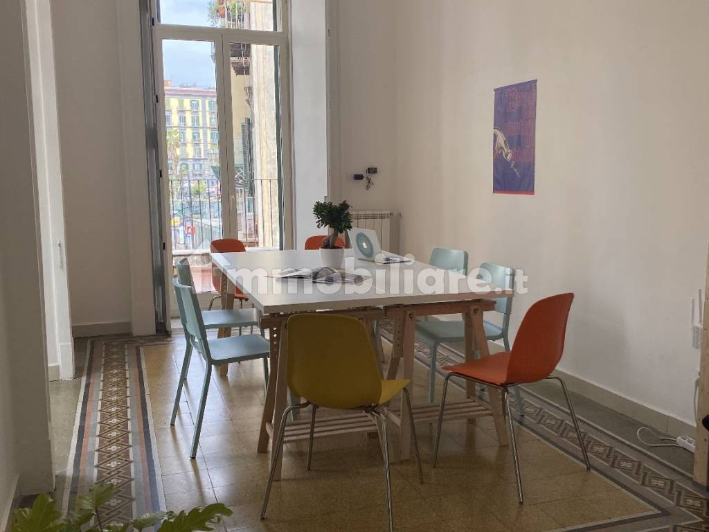 Ufficio Studio via Cisterna dell'Olio 5, Napoli, Rif. 102785600 Immobiliare.it
