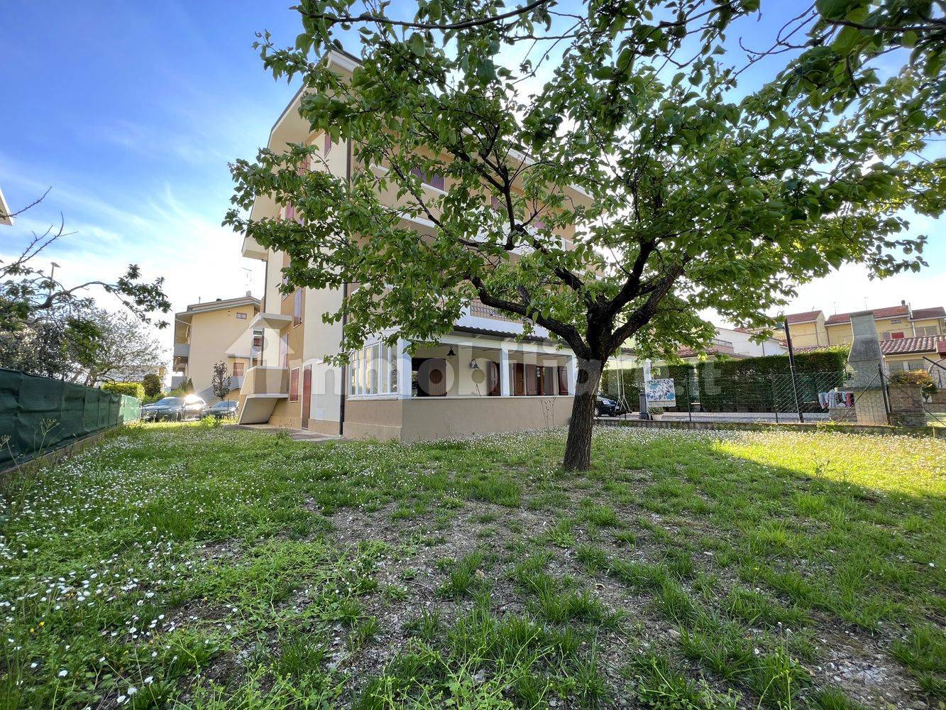 Villa in vendita a Vallefoglia