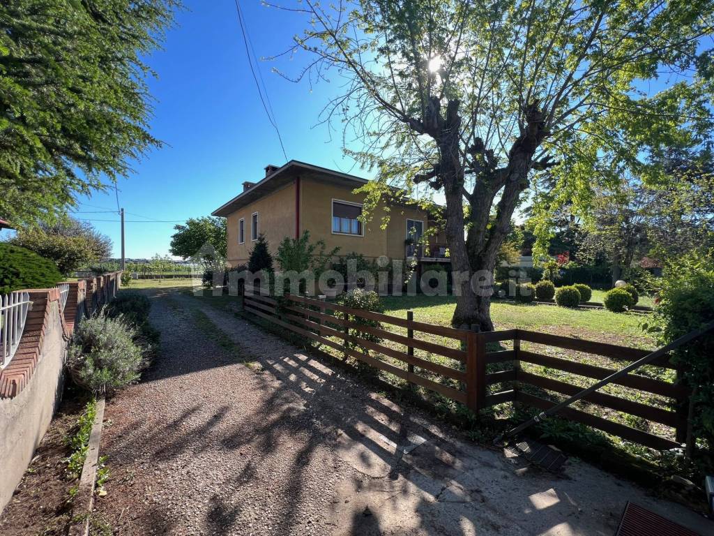 Vendita Villa unifamiliare in piazza Umberto I 128 San Giovanni