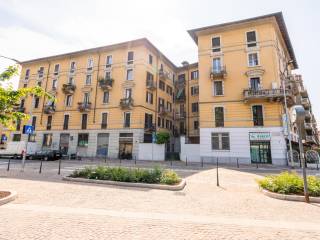 Bilocale via Marco Aurelio, 64, Rovereto, Milano