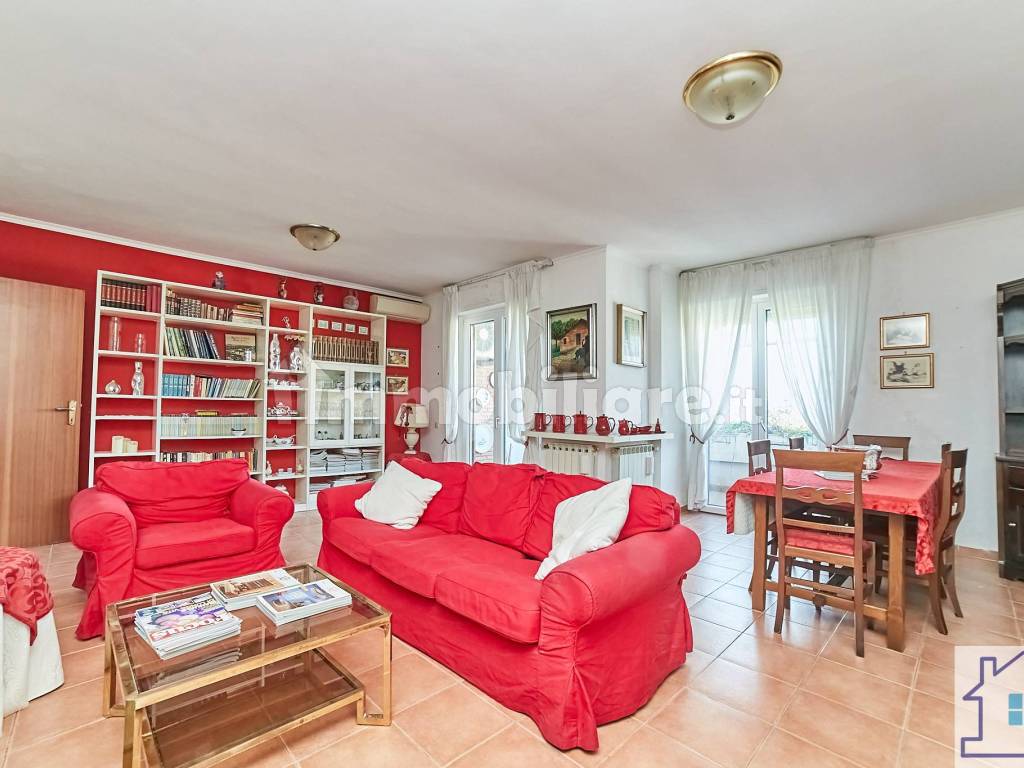 Vendita Appartamento Roma. Quadrilocale in via Valentino Banal 34 ...