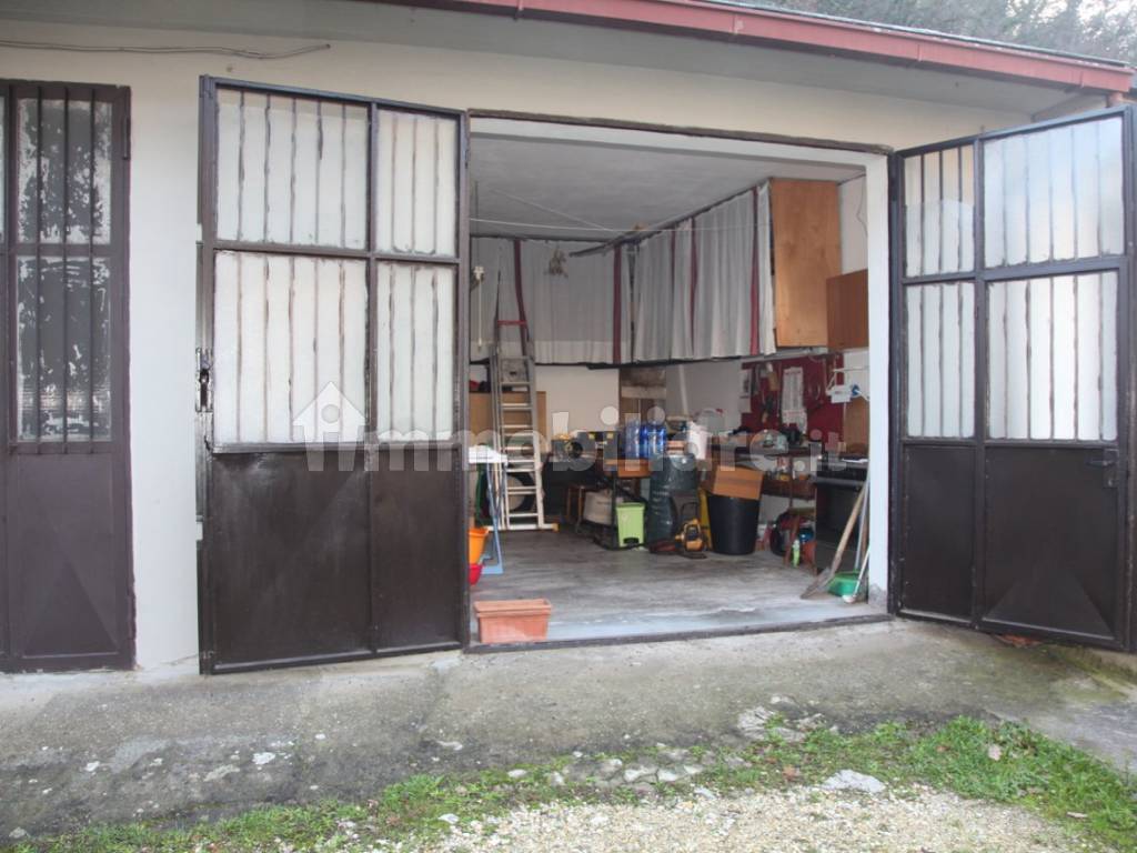 laboratorio/garage