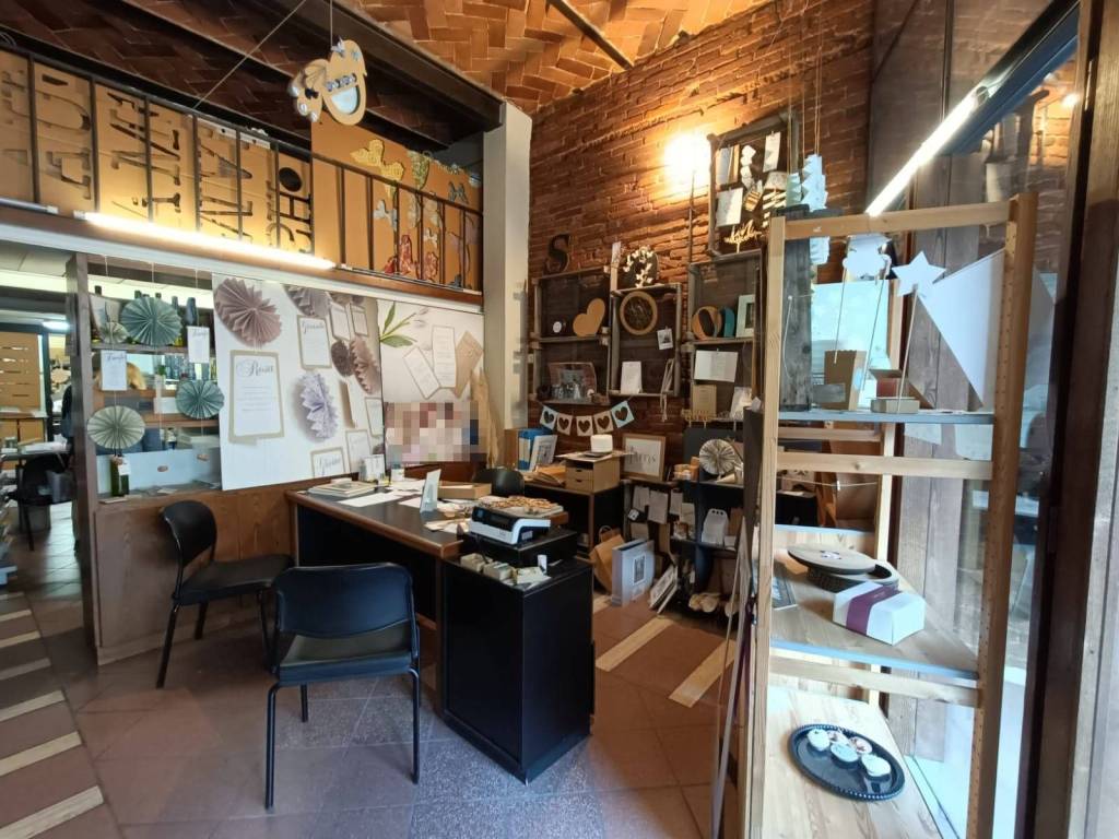 Locale commerciale, MontecatiniTerme, Rif. 102894078 Immobiliare.it