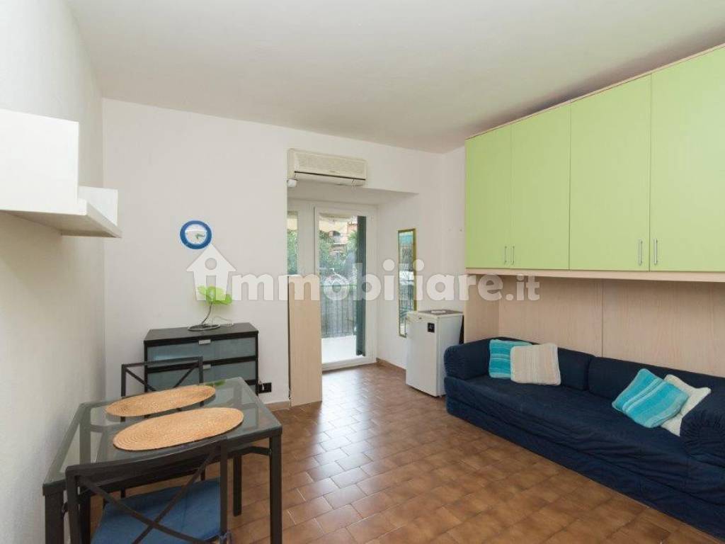 Affitto Appartamento Genova. Monolocale in via Aurelia 5. Ottimo stato