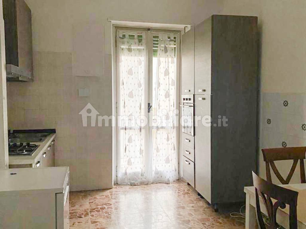 Affitto Appartamento Torino. Quadrilocale in via Salvatore De Martiis 36. Ottimo stato Affitto Appartamento Torino. Quadrilocale in via Salvatore De Martiis 36. Ottimo stato