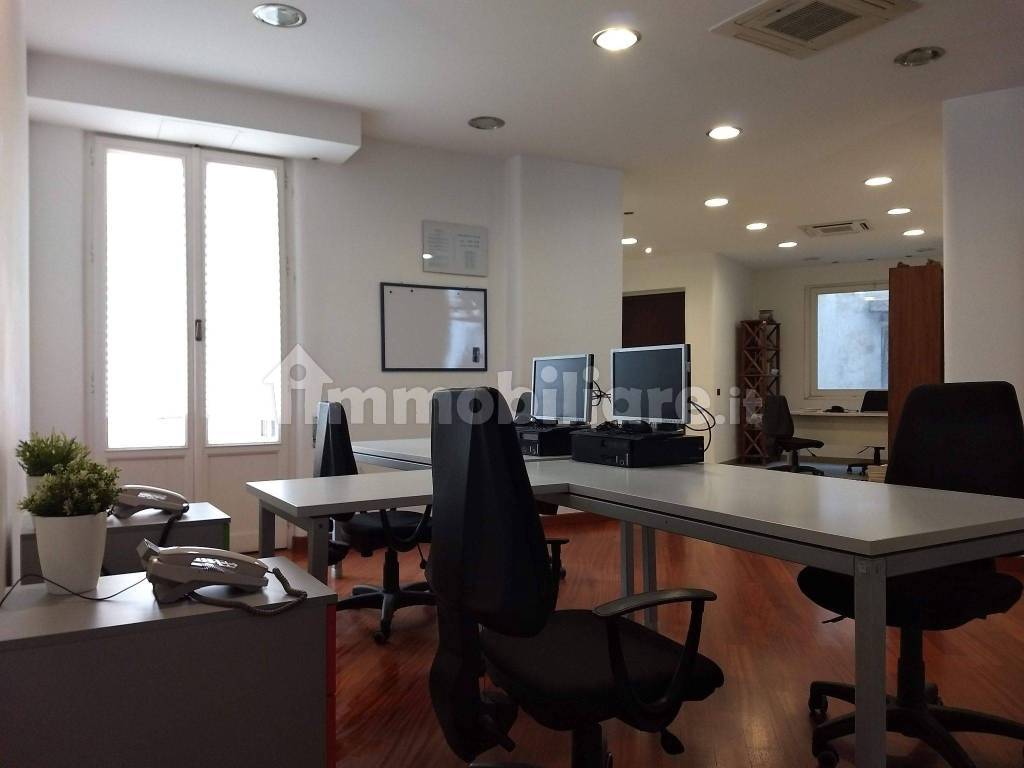 Ufficio - Studio con ascensore, Palermo, Rif. 99477646 - Immobiliare.it