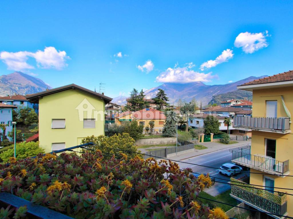 Sale Apartment Riva del Garda. 3room flat in viale Riccamboni 6. Third