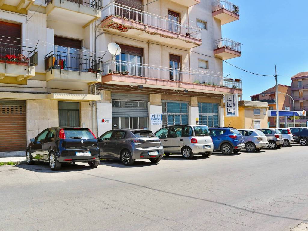 Locale commerciale via ducezio 40, san luigi - archimede, ragusa