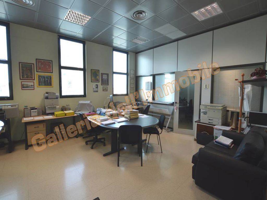 Ufficio - studio viale gian galeazzo sforza, abbiategrasso