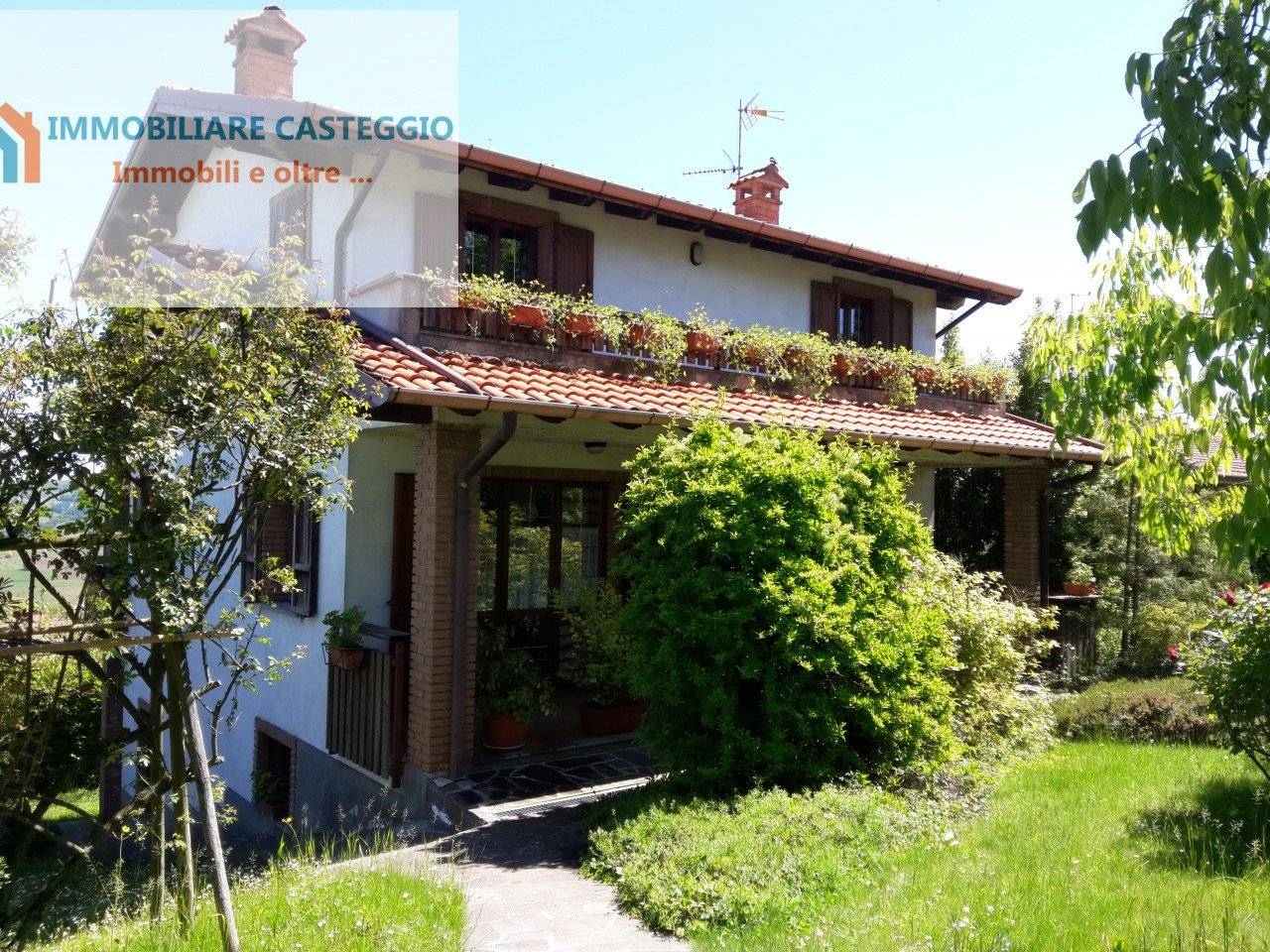 Villa in vendita a Colli Verdi