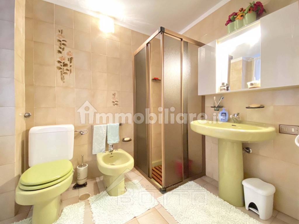 casa vendita romagnano bagno